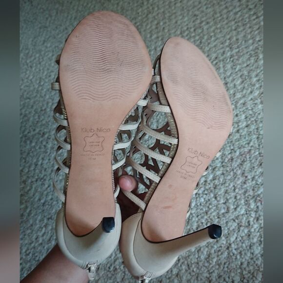Klub Nico beige laser-cut leather sandal size 9.5M - Picture 13 of 14